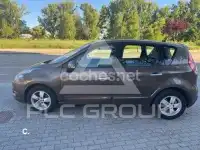 2011 Renault Scenic