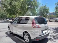 2011 Renault Scenic