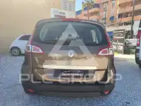 2011 Renault Scenic