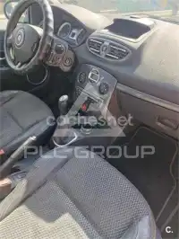 2011 Renault Clio