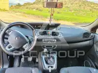 2011 Renault Grand Scenic