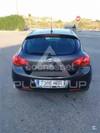 2011 Opel Astra