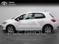 2012 Toyota AURIS