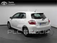 2012 Toyota AURIS