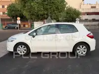 2012 Toyota AURIS