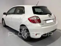 2012 Toyota AURIS