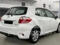 2012 Toyota AURIS