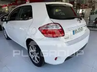 2012 Toyota AURIS