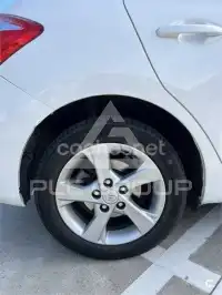 2012 Toyota AURIS