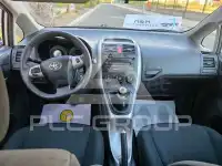 2012 Toyota AURIS