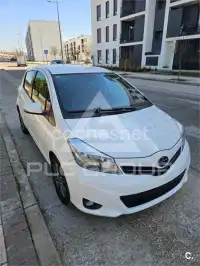 2012 Toyota YARIS
