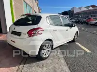 2012 Peugeot 208