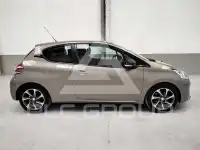 2012 Peugeot 208
