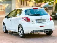 2012 Peugeot 208