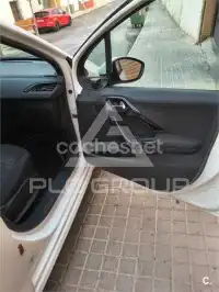 2012 Peugeot 208