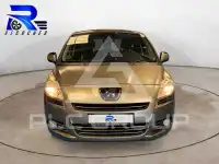 2012 Peugeot 5008