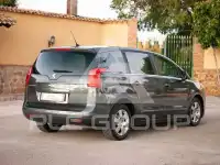 2012 Peugeot 5008
