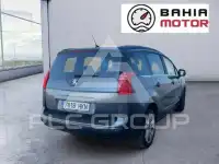 2012 Peugeot 5008