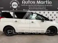 2012 Peugeot 5008