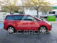 2012 Peugeot 5008