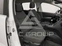 2012 Peugeot 5008