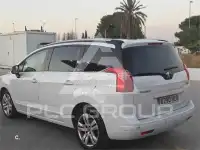 2012 Peugeot 5008