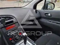 2012 Peugeot 5008