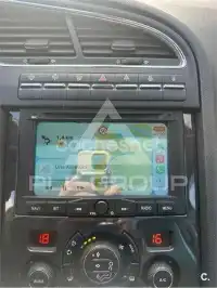 2012 Peugeot 5008