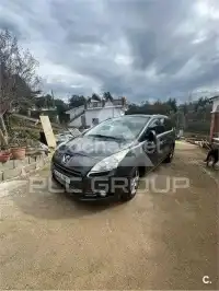 2012 Peugeot 5008
