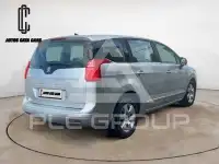 2012 Peugeot 5008
