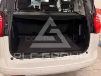 2012 Peugeot 5008