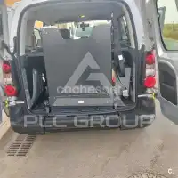 2012 Peugeot Partner