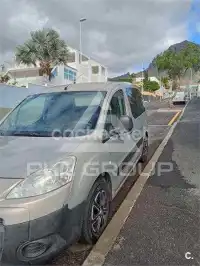 2012 Peugeot Partner