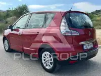 2012 Renault Scenic