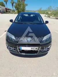 2012 Renault Laguna