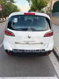 2012 Renault Grand Scenic