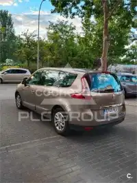 2012 Renault Grand Scenic