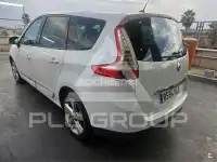 2012 Renault Grand Scenic