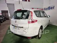 2012 Renault Grand Scenic