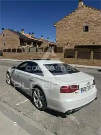 2013 Audi S8