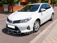 2013 Toyota AURIS