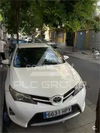 2013 Toyota AURIS