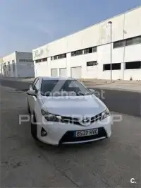 2013 Toyota AURIS