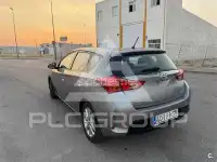 2013 Toyota AURIS