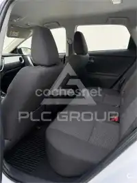 2013 Toyota AURIS