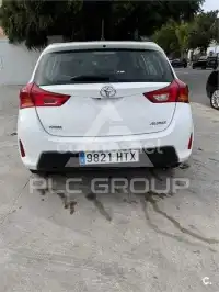 2013 Toyota AURIS