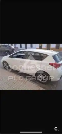 2013 Toyota AURIS