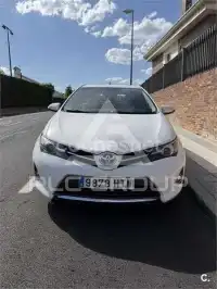 2013 Toyota AURIS