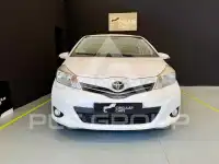 2013 Toyota YARIS