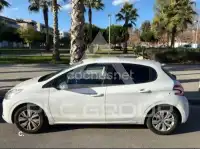 2013 Peugeot 208